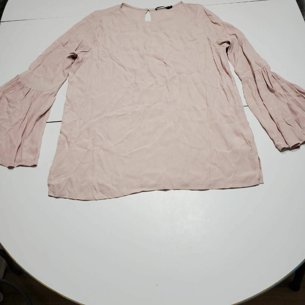Doe & Rae Womens T-Shirt Pink Bell Sleeve Scoop Neck Side Slit Button Keyhole L